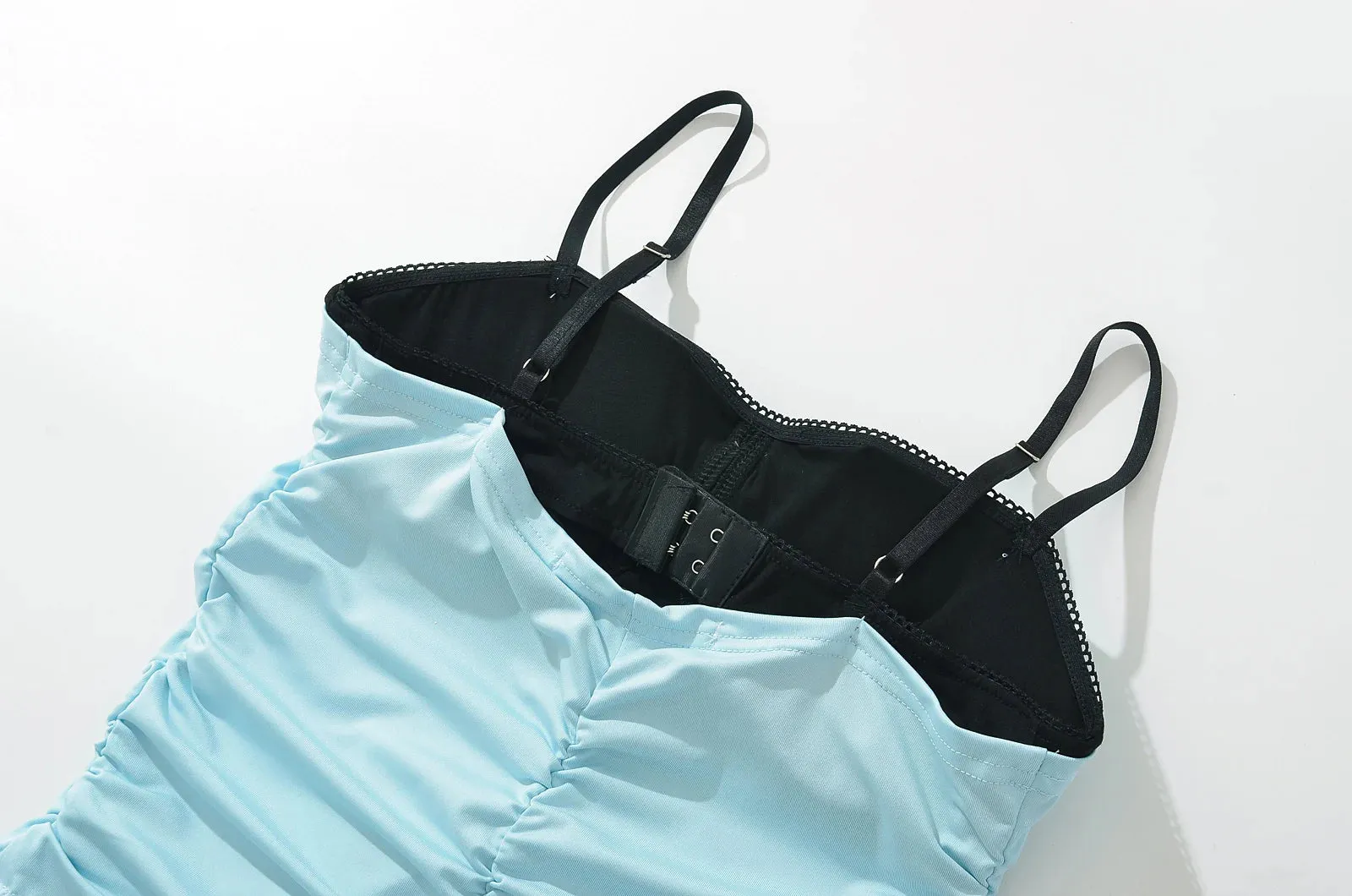 Contrast Color Camisole Top With Paded Bra