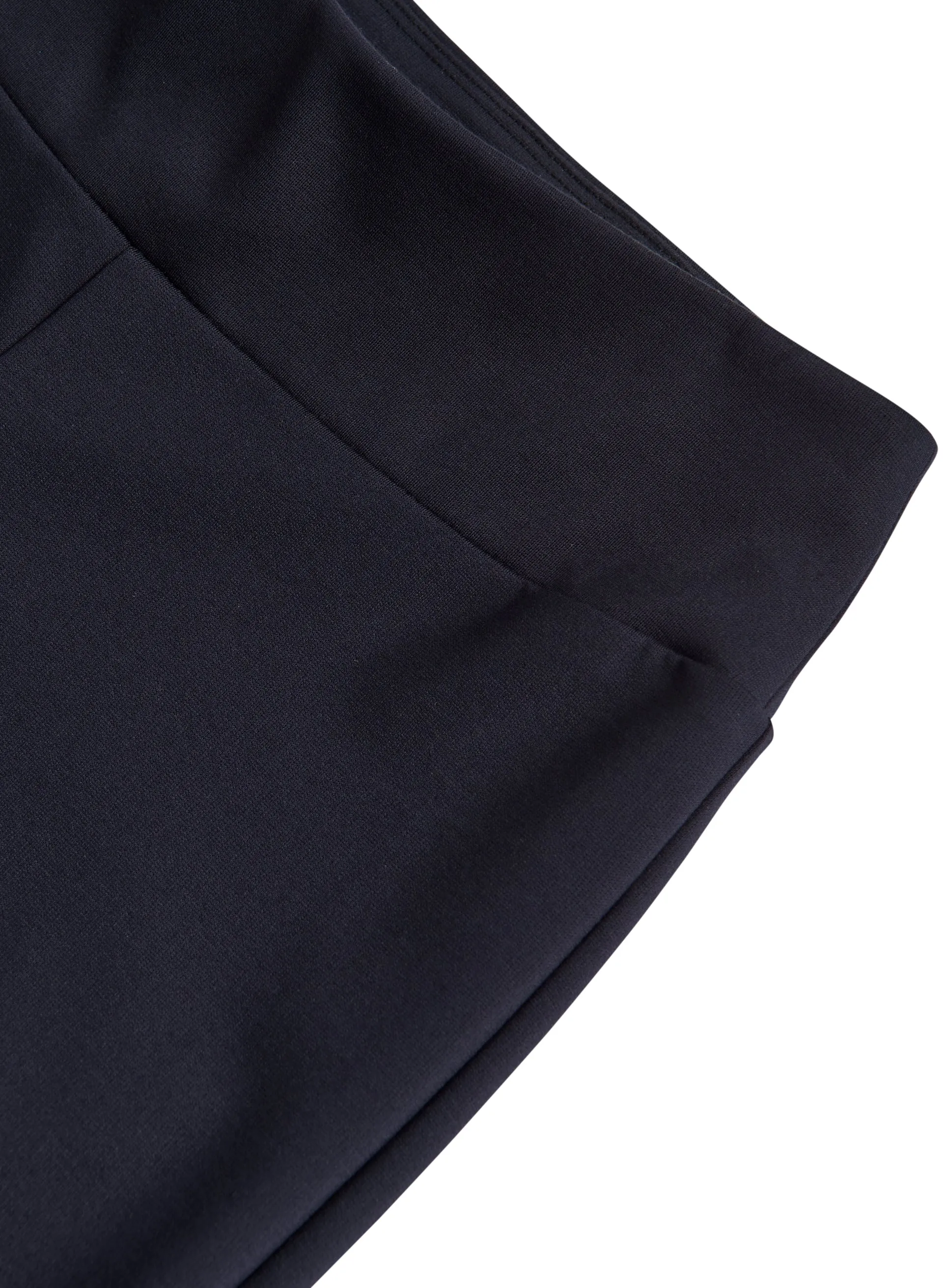 Pull-On Capri Pants
